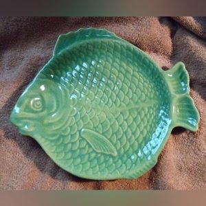 FISH SHAPED PLATE